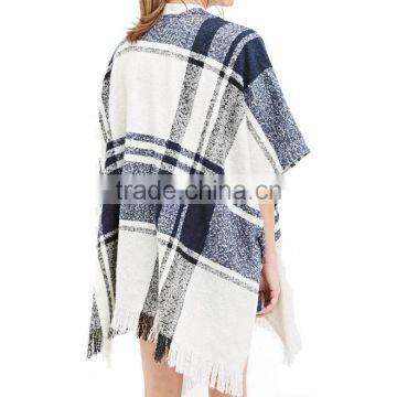 3/4 Sleeve no Button Contrasted Plain Pattern Women Fashion Poncho With a Fringe Trim photo-3