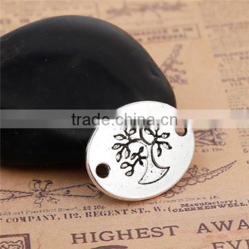 Zinc Based Alloy Boho Chic Connectors Oval Antique Silver Tree