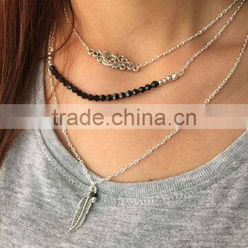 Three Layered Link Chain Simple Necklace Black Beaded Leaf Flower Pendant Necklace photo-2