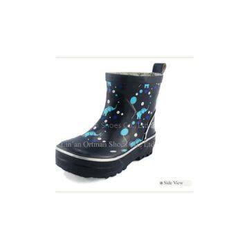 Rubber Rain Boots With Safe Reflective Straps