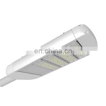 Anti-Glare Outdoor Parking Lot Lighting Led Solar Street Light With Ip65