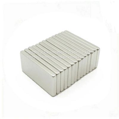 Super Strong N50 Rectangular Neodymium Magnet