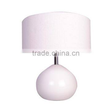 E27 lampholder Wooden Desk lamp, painting wood base with fabric lampshade