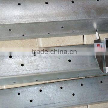 S235jrg Mill Steel Equal Angle With Punched Holes photo-4