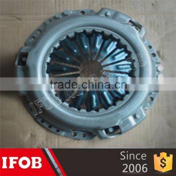 Hot Sale in Stock Chassis Parts Auto Clutch Cover Assembly for Toyota Hiace(2006--2007) TRH 31210-26171 Hiace Parts