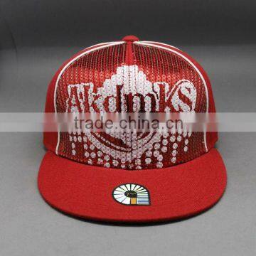 EMBROIDER SNAPBACK CAP WITH SEQUIN