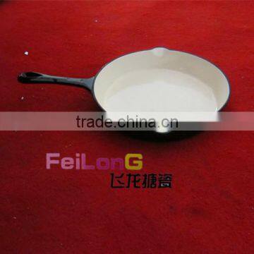 cast iron frying pan