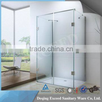 2016 Fashionable Rectangle frameless shower enclosure with brass hinge/handle/clip                        
                                                                                Supplier's Choice