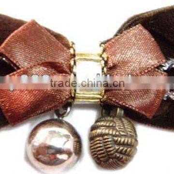 Ladies shoe ribbon bow with bead