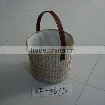 Natural white water hyacinth food basket with handle for Christmas