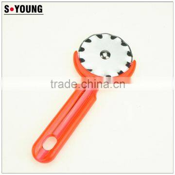 32049 Kitchen Gadget Kitchen Tool Round Lace Pizza Cutter photo-6