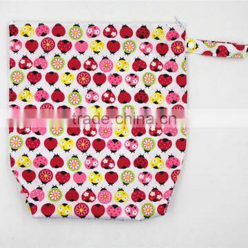 Animal Printed Multipurpose Custom Made Diaper Bags Reusable Nappy Cloth Wetbags photo-3