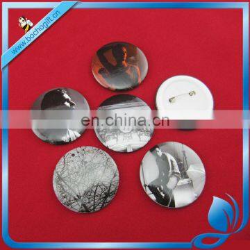 button badge pin back