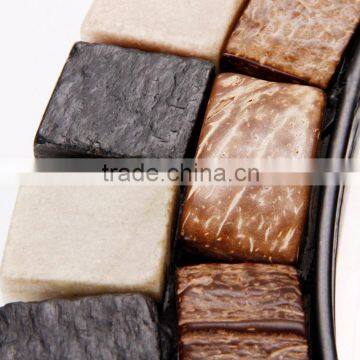 18 Inch Hot Sale Natural Coconut Shell Mosaic Specialty World Clock photo-3