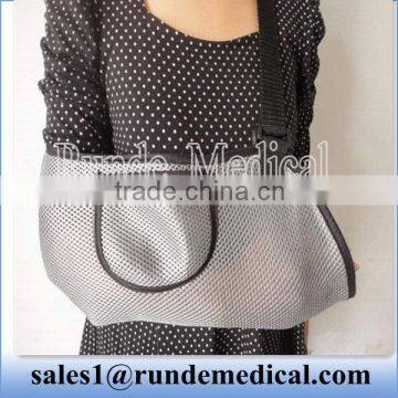 Adjustable strap surgical arm sling CE approved