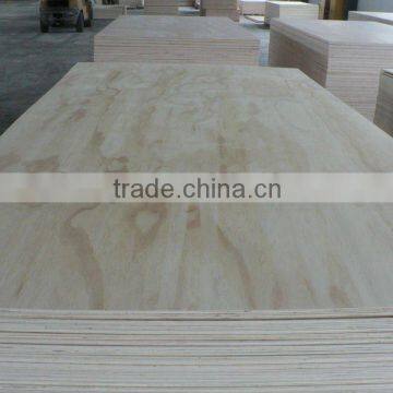 PINE PLYWOOD