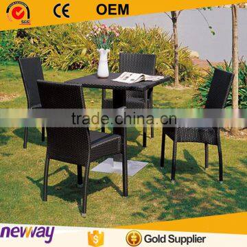 Europe Standard Skid Resistant Rattan Dining Set Chair with Table Garden Furniture