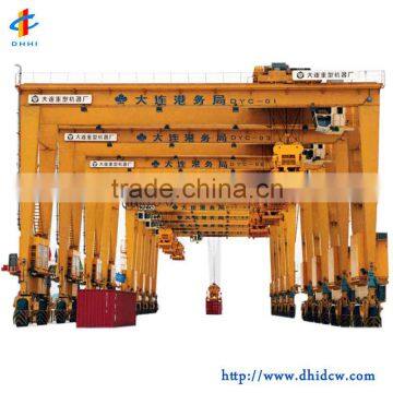 Rubber-Tyred Container Crane