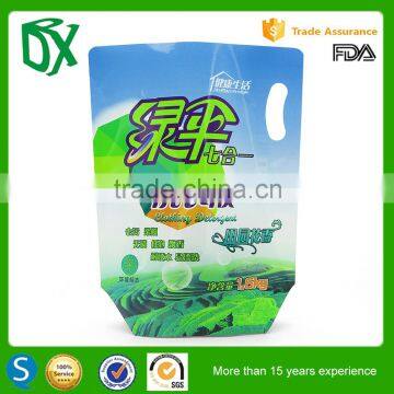Hot sale portable liquid spout bag for washing detergent