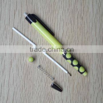 2016 New Products on China Market Black Color Grip and Clip Multi Color Plastic Pen