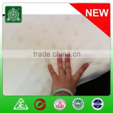 Zero pressure neck support memory foam pillow