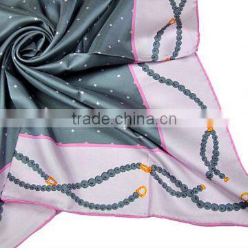 Factory Direct Digital Print Silk Shawl in China Hua0915-28