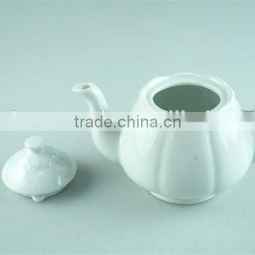 White Porcelain Teapot With Lid 750 ml Chaozhou Stock photo-5