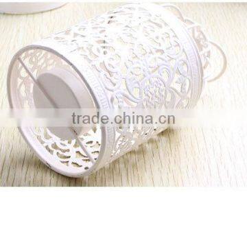 2016 Popular Metal Hollow Out Candle Holder White Metal Lantern Christmas Home Decoration Candlestick Hollow Candle Holders photo-3