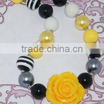 Yellow flower baby necklace