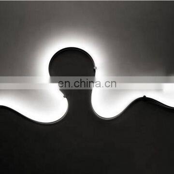 Nordic Newest Creative Aluminum LED Curve Wall Lamp Wall Sconce Snake Modern Wall Light for Home photo-3