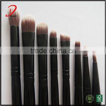 Best selling long handle nylon hair 8 piece makeup brush set made in china with wood handle