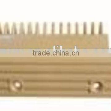 Escalator Comb Plate, 159*85mm, 15T, Yellow, ABS, Right HE655B013