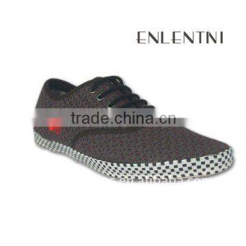 Casual men cheap wholesale canvas shoes manufacturer in China