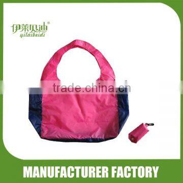 Single layer foldable shopping bag with handle