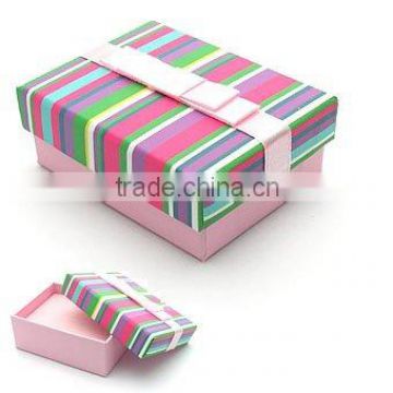 Color stripe gift box