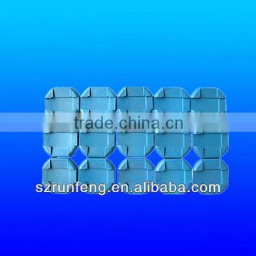 Plastic injection mold and plastic spacer