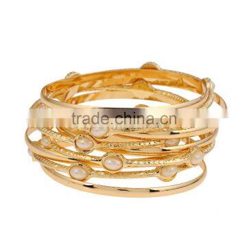 Hot Sale Fashion Gold Colors Shiny Alloy Stripe Opened Cuff Graceful Bangles photo-4