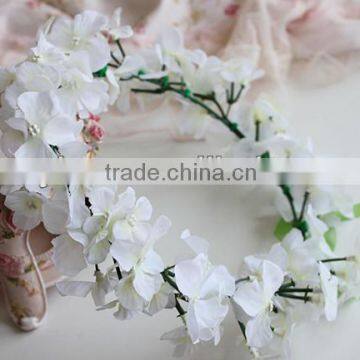 White Flower Head Wreath Garland For Wedding Prom Party And Christmas Decoration