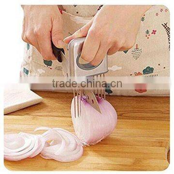 Onion Holder Vegetable Potato Cutter Slicer Gadget Stainless Steel Fork Slicing Odor Remover Kitchen Tool (Stainless steel)
