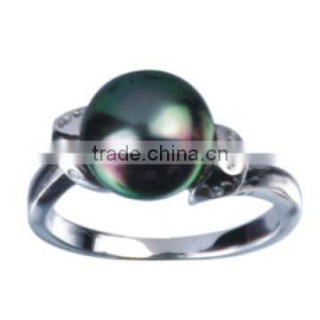 tahitian peacock pearl ring with sliver ring setting
