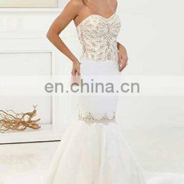 Strapless beautiful mermaid white wedding gown