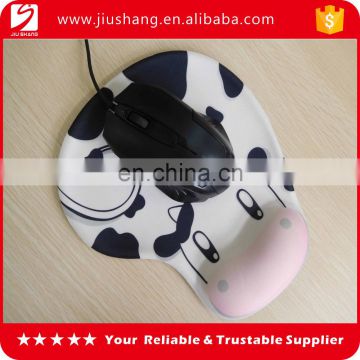 Custom silicone rubber mouse mat with wrist rest