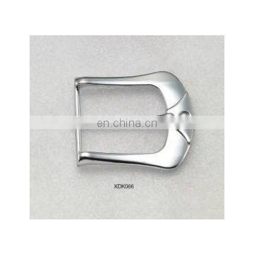 plain silver belt buckle
