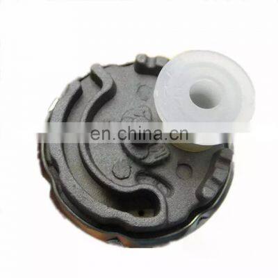 OEM : 195130-6980 High Quality Lowest Price Auto Fuel Pump Machine for for Toyota RAV 4 photo-3