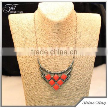 latest design beads necklace