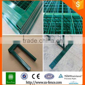 Canada Standard Yellow Color Pvc Coated Metal Fence Temporary Fence photo-3