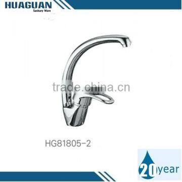 Manufacturer New Designed Curved Artistic Kitchen Faucet