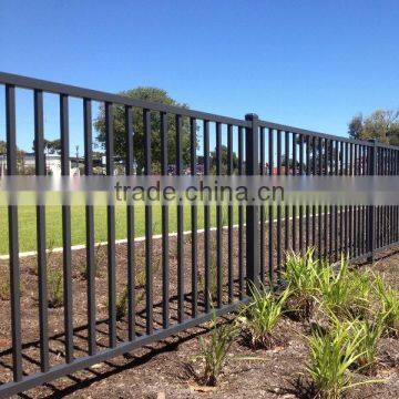 Hot-dipped Galvanized Steel Road Fence/ Pedestrian Fencing photo-4