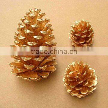 Deco Christmas pine cone, gold pine cone