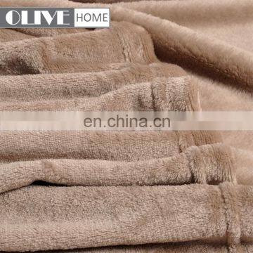 China Products Manufacturers Best Price Blanket In China Soild Flannel Fleece Throw Blankets For Sofa Adult Throws photo-2